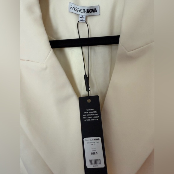 Fashion Nova Cream Dasia Blazer Cream | Small - Picture 9 of 9
